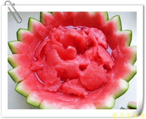 西瓜水果盅的做法(沙拉)