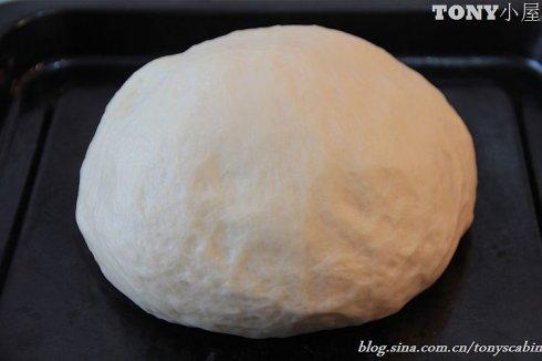 特浓牛奶香味的面包的做法