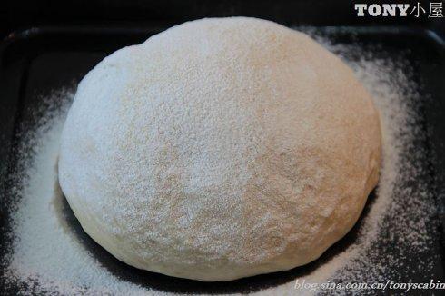 特浓牛奶香味的面包的做法