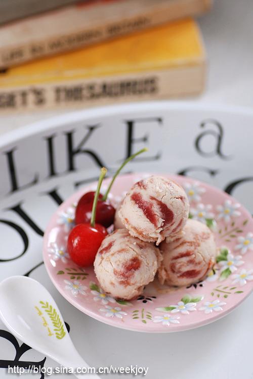 樱桃冰淇淋的做法(甜品)