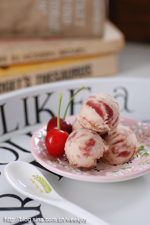 樱桃冰淇淋的做法(甜品)