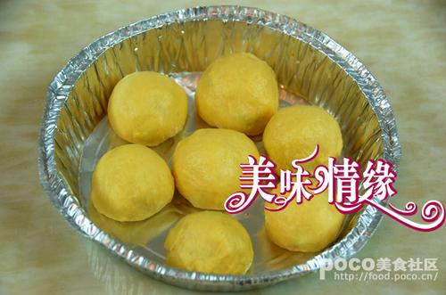 牛油蜜豆小餐包的做法