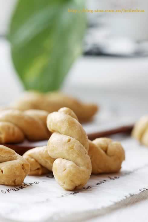 芝麻酱迷你麻花的做法