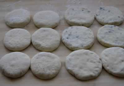 电饼铛花生糖馅饼和豆沙馅饼的做法