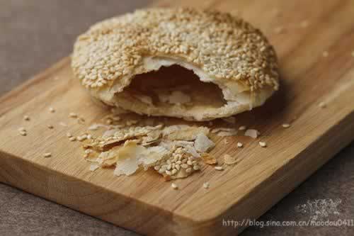 ���ֱ�����������������Ĺ�ľ��䴫ͳС�ԣ�