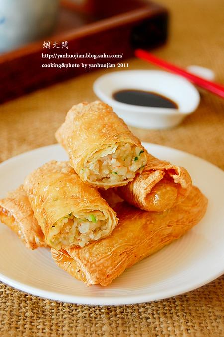 鲜虾腐皮卷的做法(鲜香可口的饮茶小点)