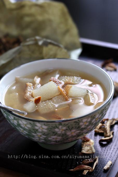 ����Ƥ��ѩ���������ֹ�Ȼ�̵��Σ�