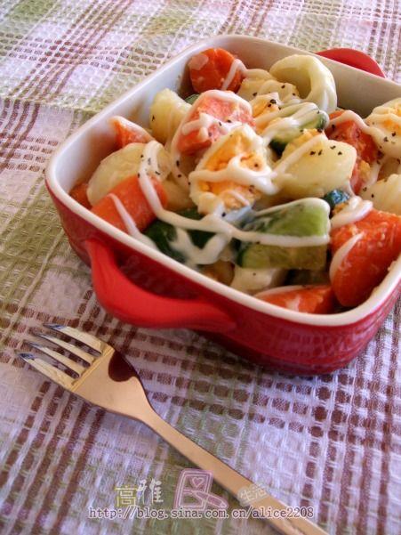 马铃薯鸡蛋沙拉的做法(节后清理肠胃的料理)