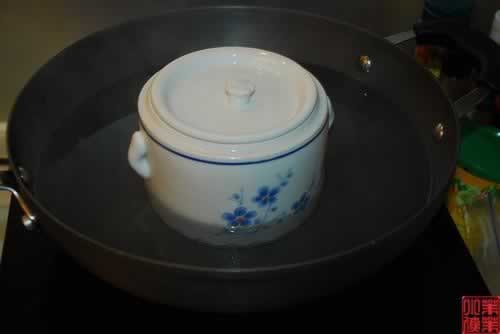 花胶燉鲜奶的做法(甜品)