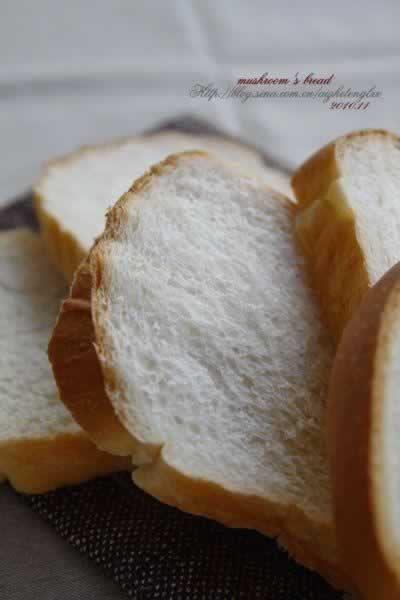 自制淡奶油咸吐司的做法