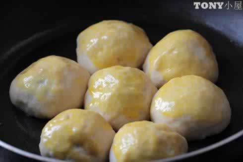 平底锅红豆小餐包的做法
