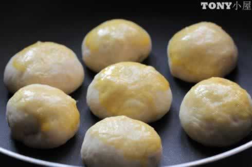 平底锅红豆小餐包的做法