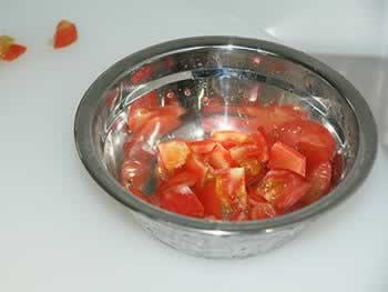 番茄黄瓜色拉的做法