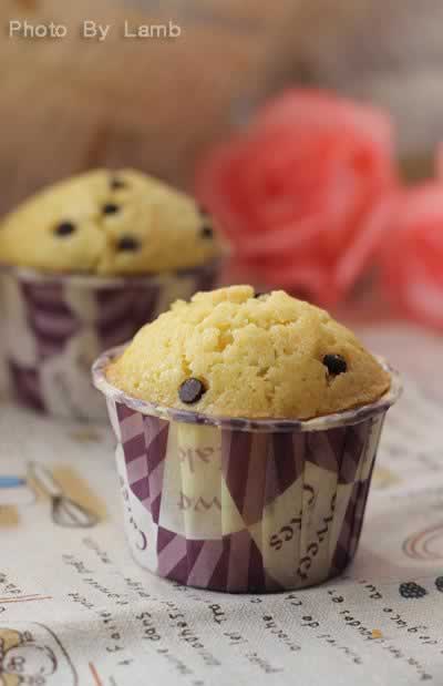 橙味巧克力马芬的做法(早餐菜谱-30分钟即可搞定的零失败小蛋糕)