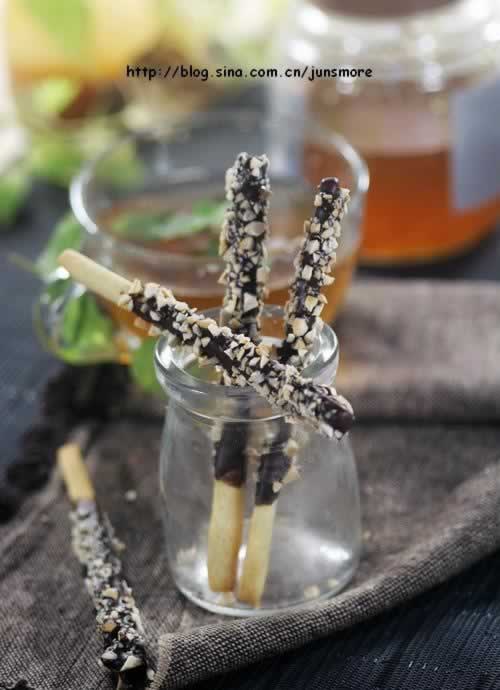 巧克力随心饼干棒的做法(简单休闲小零食)