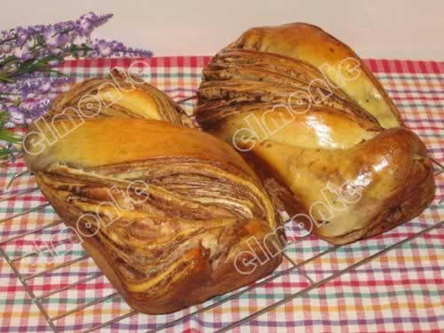 巧克力扭纹面包的做法(早餐菜谱)