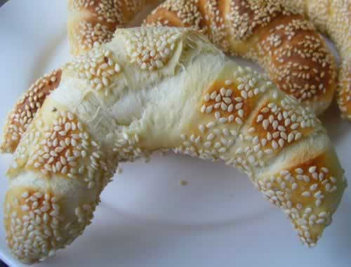 ��ʽţ�ǰ�����������Ͳ��ף�