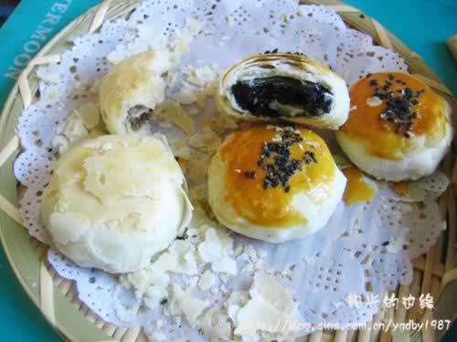 ���Ǻ�֥���±������������������±���