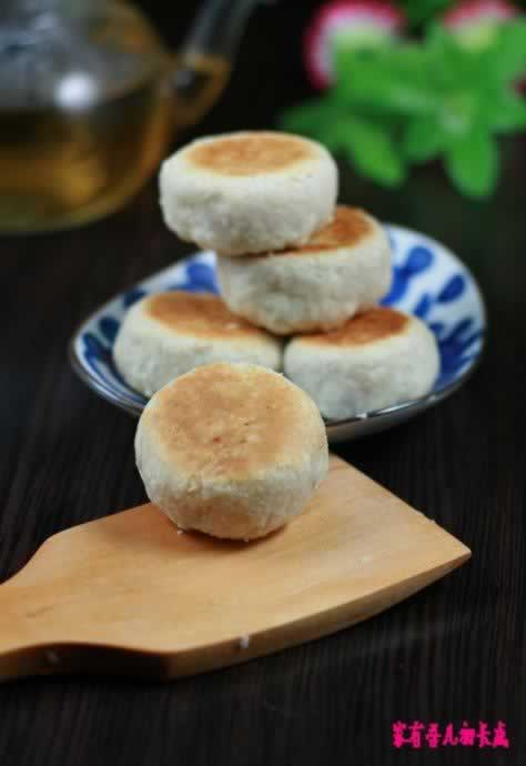 自制榨菜鲜肉月饼的做法(自制中秋月饼)