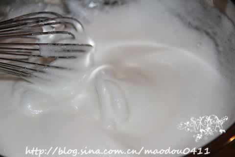 花生奶油蛋糕卷的做法(早餐菜谱)