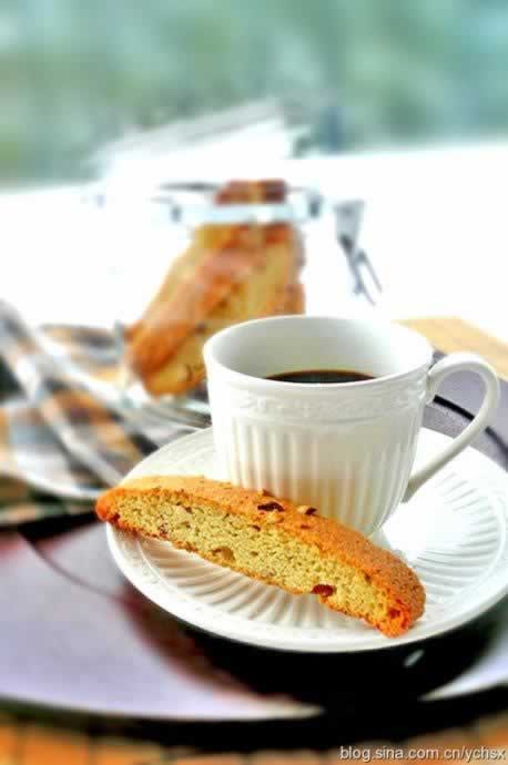 杏仁脆饼Lenox Almond Biscotti的做法(早餐菜谱)