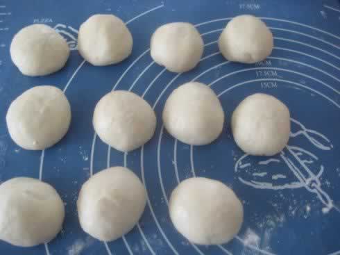 红豆酥的做法(自制中秋月饼)