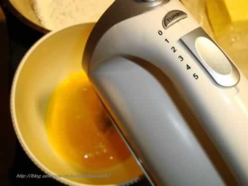 原味玛德琳蛋糕的做法(早餐菜谱)