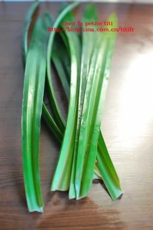 香兰椰丝冰皮月饼的做法(自制中秋月饼)