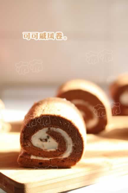 可可戚风蛋糕卷的做法(下午茶好点心)