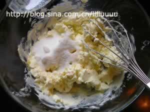 苹果重乳酪蛋糕的做法(自制甜品-冰淇凌口感的乳酪蛋糕)