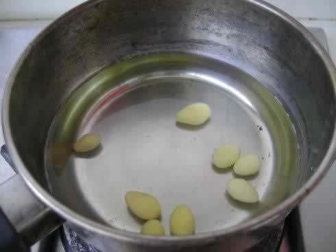 ��ɫţ��ľ���ѵ���������Ʒ-��˥��εİ׹���