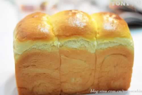 正宗土司的做法(早餐菜谱-不用面包机不用揉面)