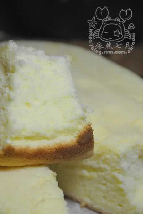 电饭煲版戚风蛋糕的做法(早餐菜谱)