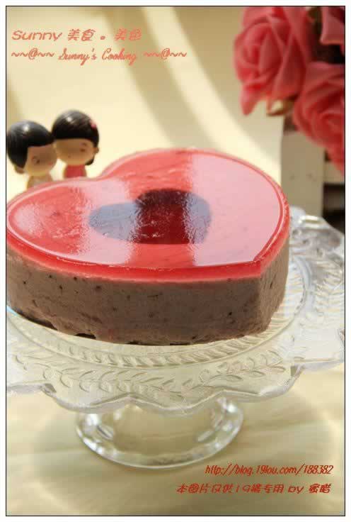 红莓慕思蛋糕的做法(自制甜品)