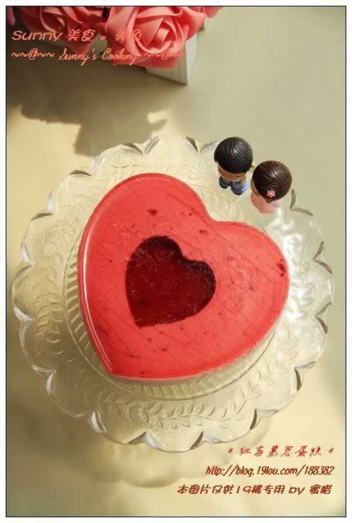 红莓慕思蛋糕的做法(自制甜品)