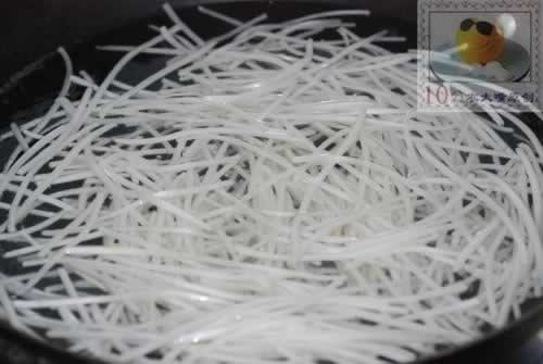 厦门沙茶面的做法(早餐菜谱)