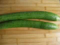 丝瓜炒毛豆的做法(素菜菜谱)
