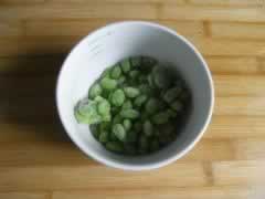 丝瓜炒毛豆的做法(素菜菜谱)