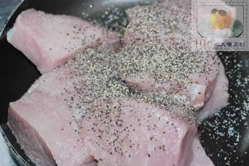 烤番茄里脊肉的做法(烤箱菜谱)