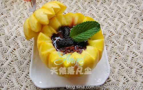 太阳果桑葚粥的做法(早餐菜谱)