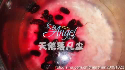 太阳果桑葚粥的做法(早餐菜谱)