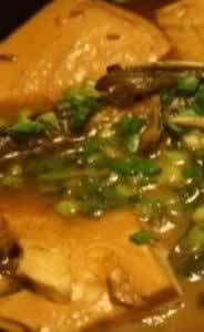 黄骨鱼焖豆腐_黄骨鱼焖豆腐的做法_黄骨鱼焖豆腐怎么做的做法