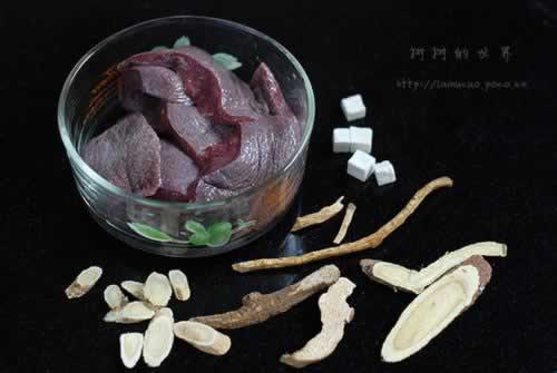 ��ζ�ľ���������������������Ƣ��θ���ף�