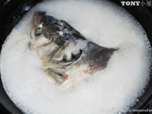 �̰�ɫ��ͷ����������������˲��ף�