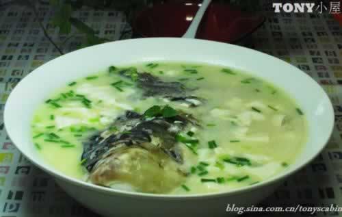 �̰�ɫ��ͷ����������������˲��ף�