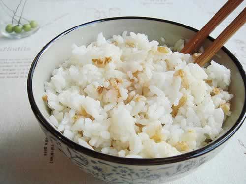 ���ͷ�����������ʽ��ɫ�����������ף�