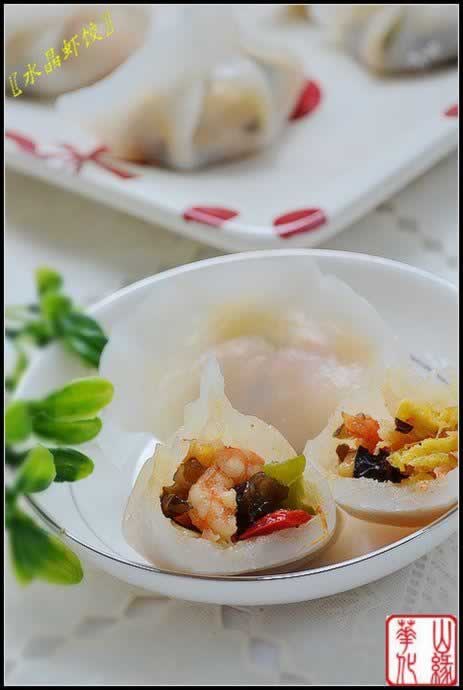 ˮ��Ϻ�ȵ��������㶫��¥����׷����һ����ʽ������ף�