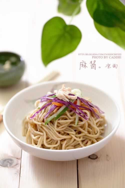 �齴������������ļ����ף�