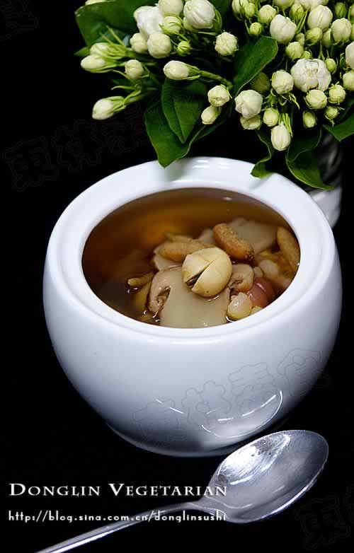 ̫�Ӳ�ţ�������׵��������＾Ů������������տ�θ���Ȳ��ף�