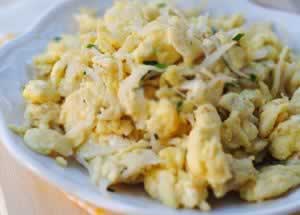 银鱼炒蛋的做法 银鱼炒蛋的做法